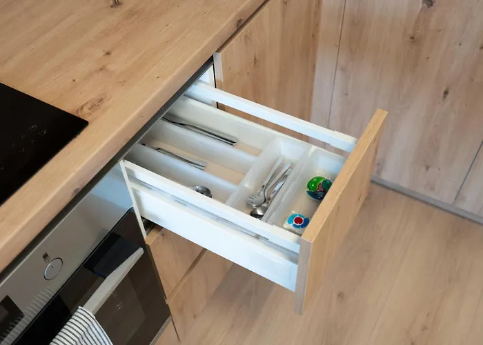 Centrum-vusch Parking Included *