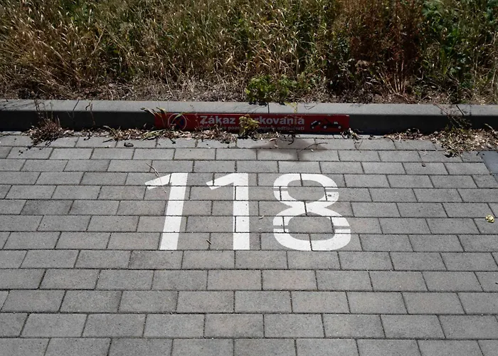 Centrum-vusch Parking Included Košice